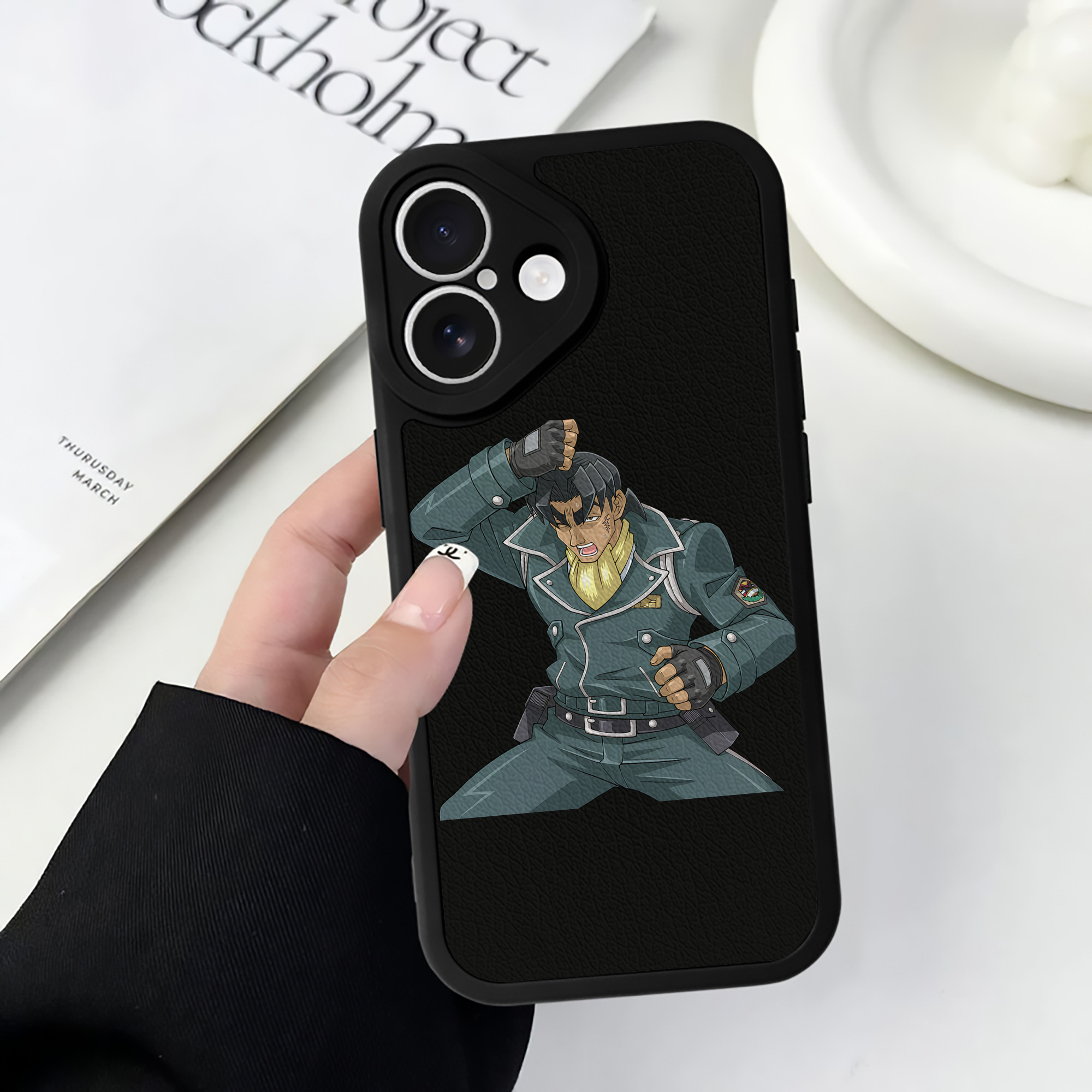 （画像用） 遊☆戯☆王 Yu-Gi-Oh! 【iPhone 16シリーズ対応】シリコンスマホケース（レザー調） 材質：シリコン